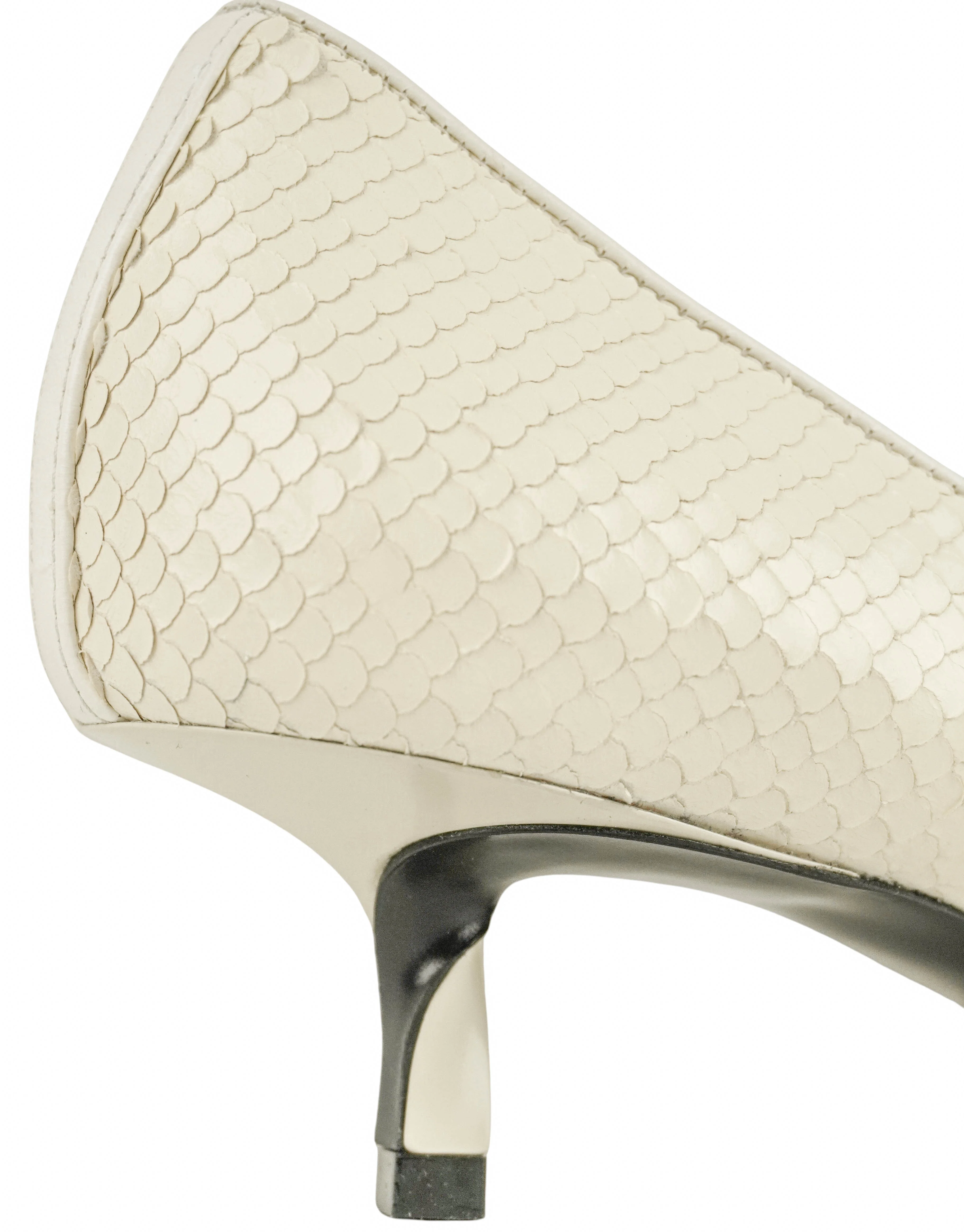 Jacquemus The Low Tourni Heels in Off-White - Image 3