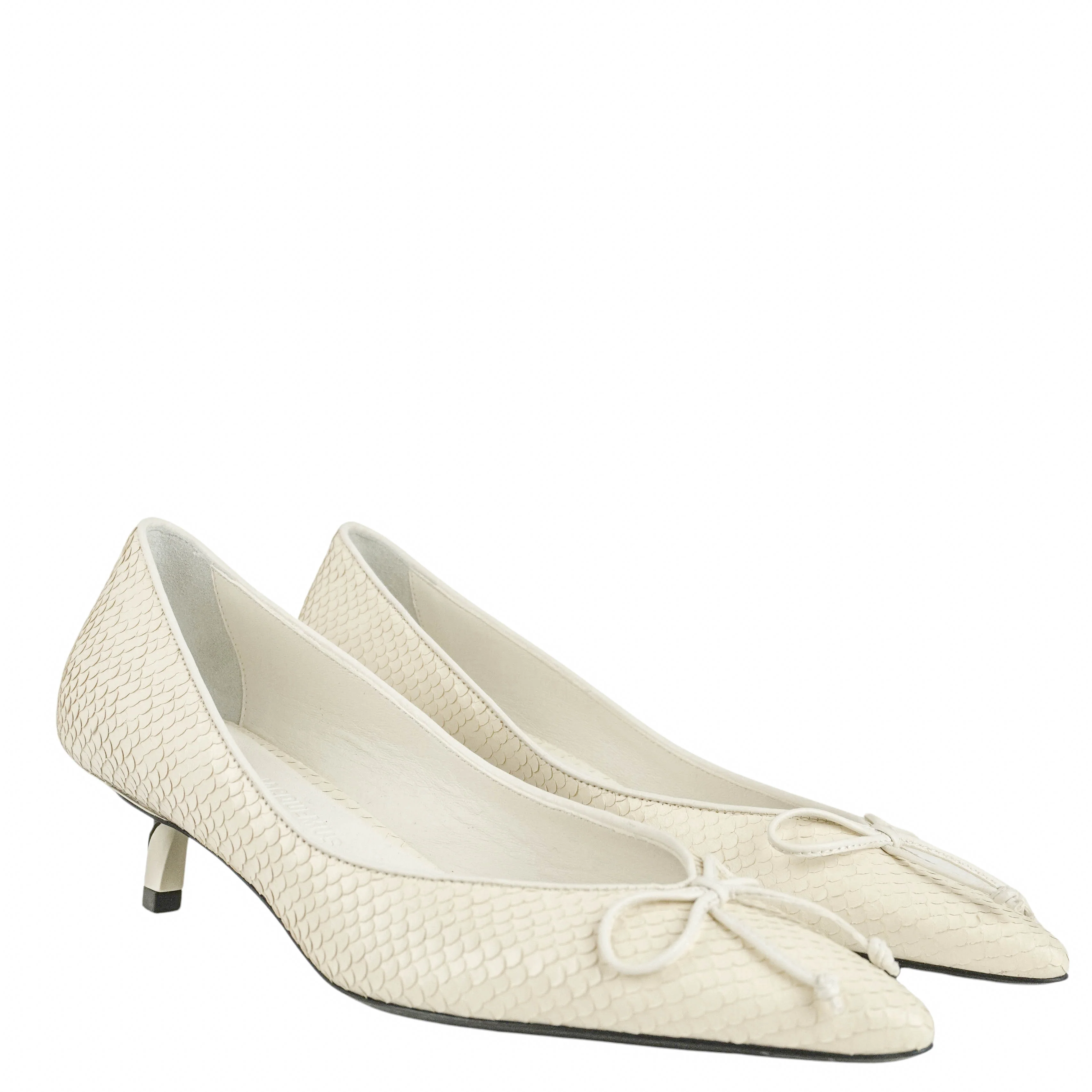 Jacquemus The Low Tourni Heels in Off-White - Image 4