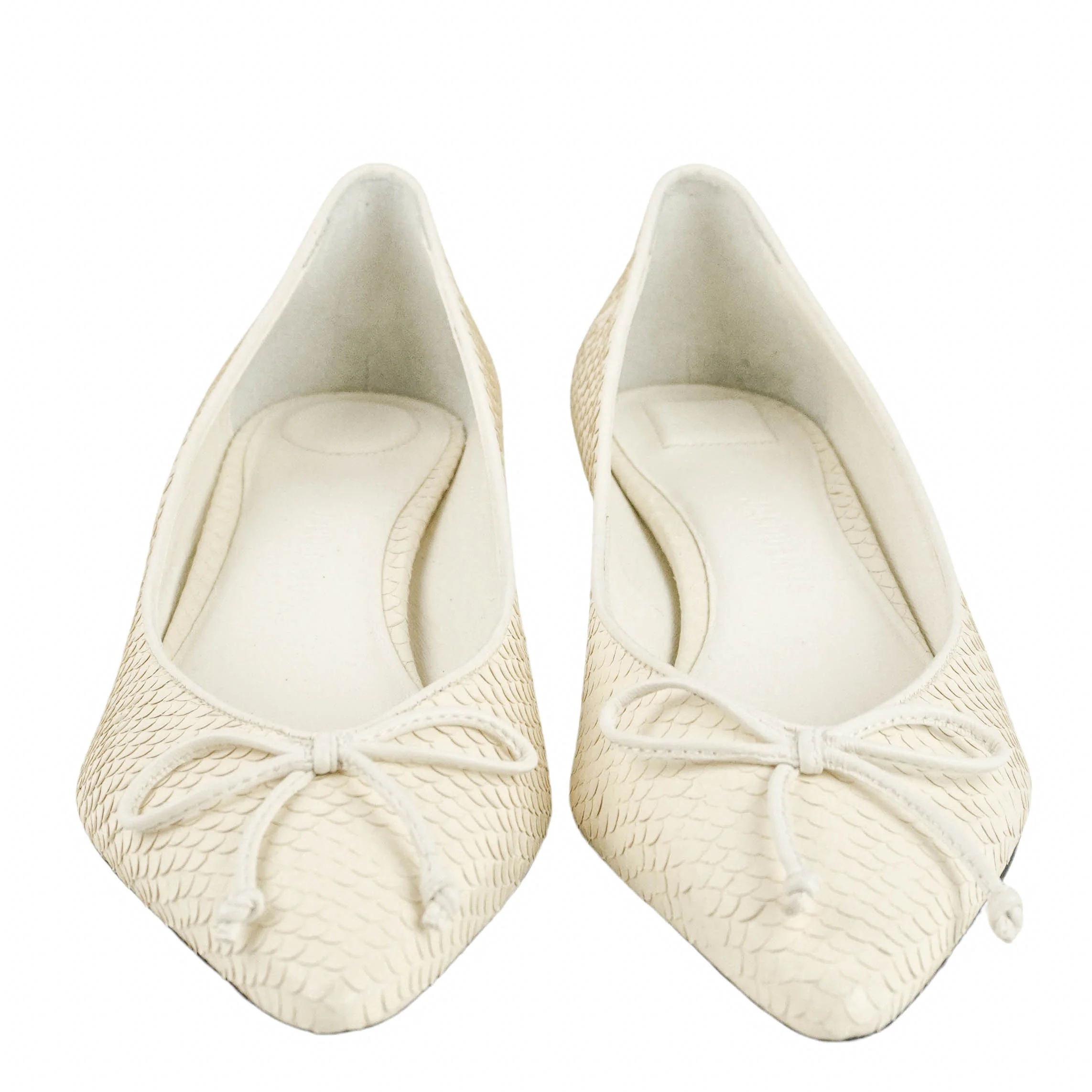 Jacquemus The Low Tourni Heels in Off-White - Image 6